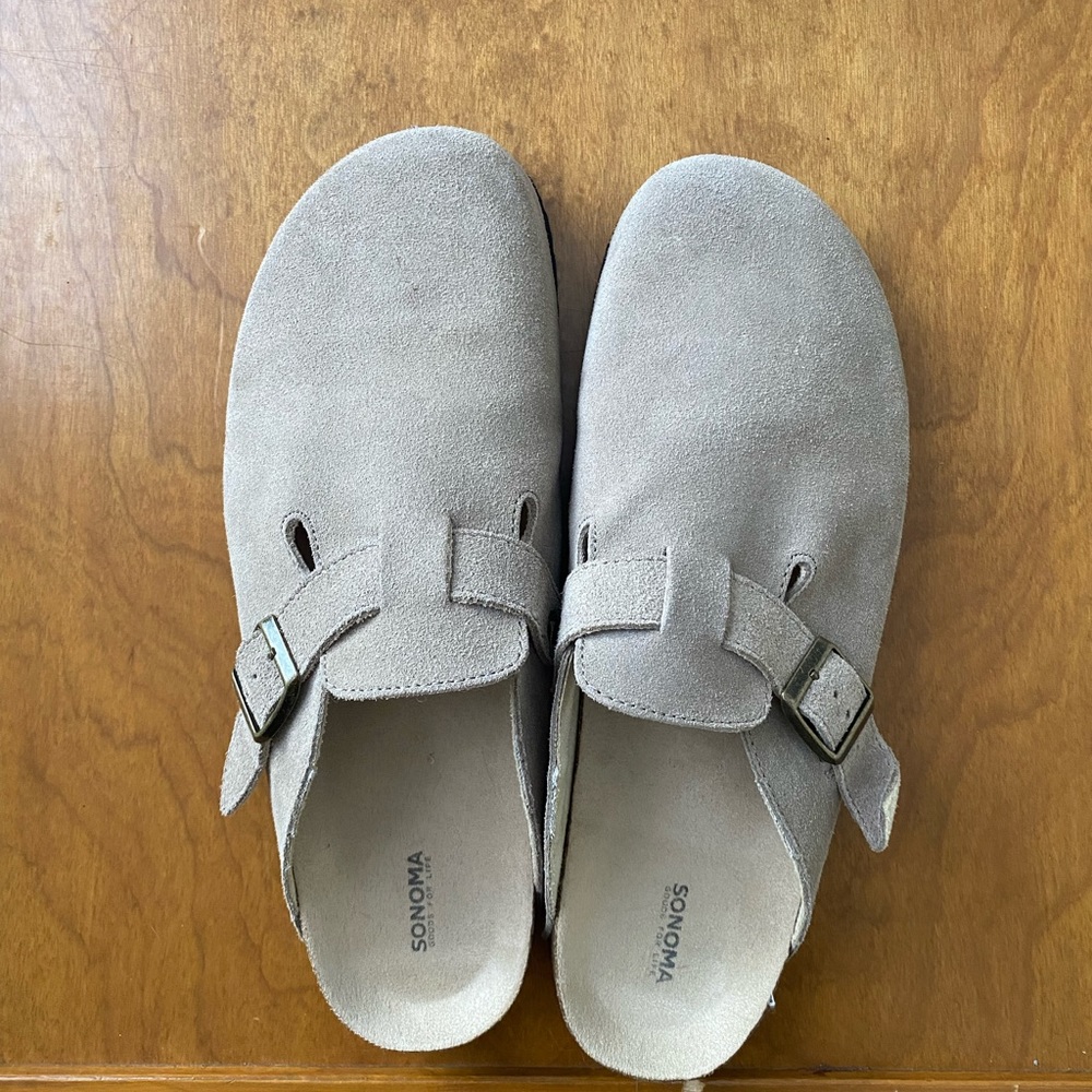 Sonoma clogs